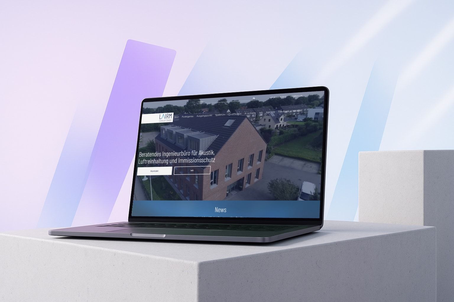 Laptop mit der individuellen WordPress-Website der LAIRM CONSULT GmbH, umgesetzt von Web Labels